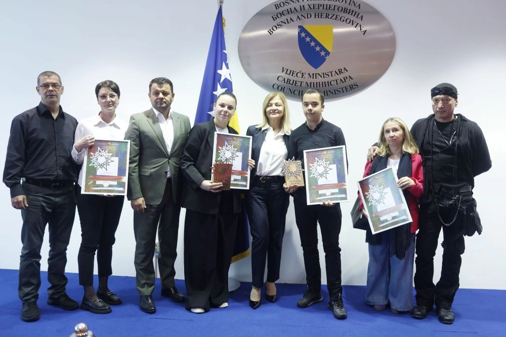Ana Mrnjavac: Nije ugašen samo Denisov život, već i njegovi snovi, nadanja, planovi, uspjesi, a naš mir je nestao zauvijek